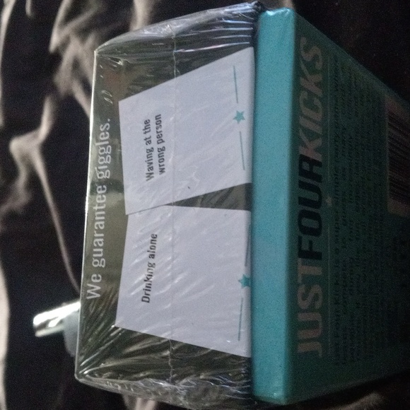 JUST FOUR KICKS- GAME - Picture 5 of 6